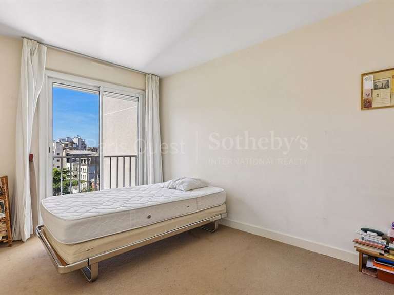 Appartement Paris 16e - 2 chambres - 100m²