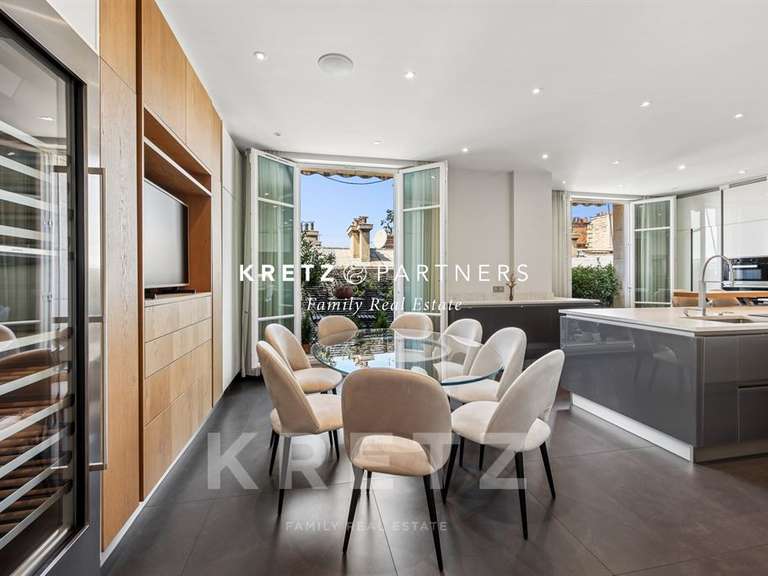 Appartement Paris 16e - 332m²