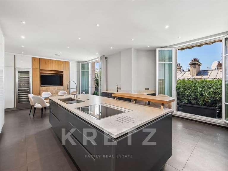 Appartement Paris 16e - 332m²