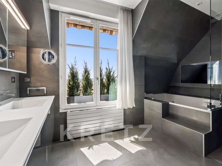 Appartement Paris 16e - 332m²