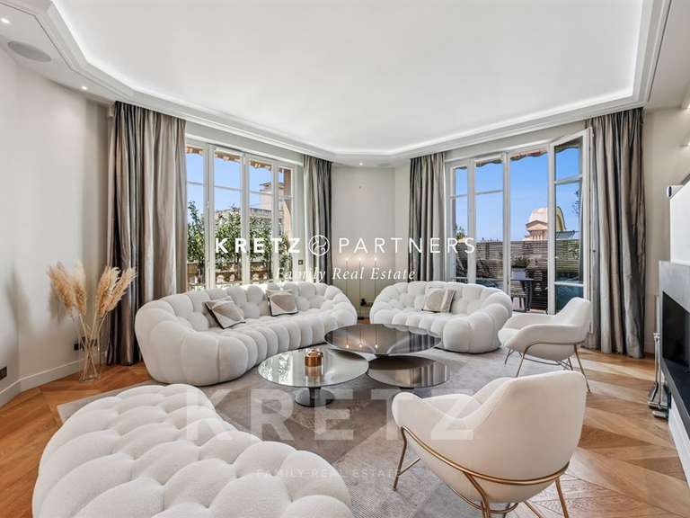 Appartement Paris 16e - 332m²