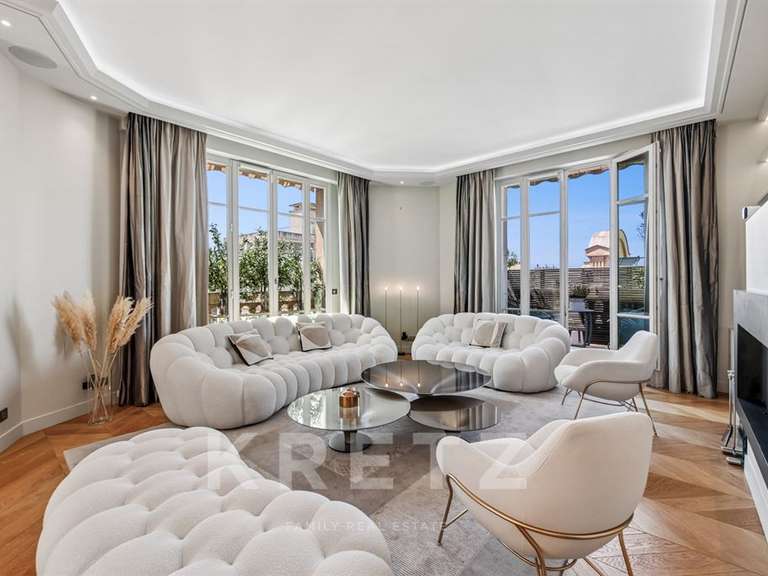 Appartement Paris 16e - 332m²