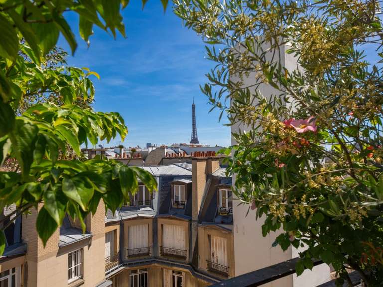 Appartement Paris 16e - 3 chambres - 136m²