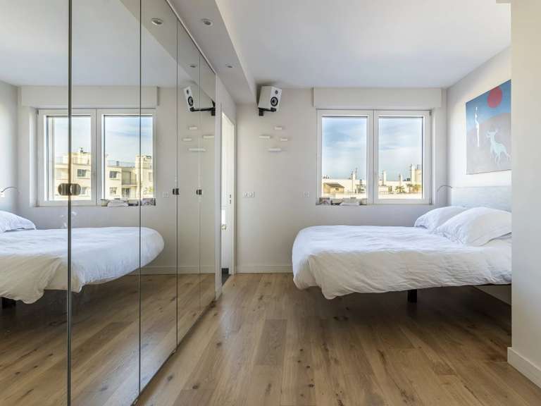 Appartement Paris 16e - 3 chambres - 136m²