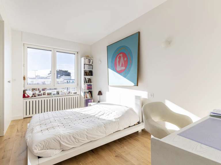 Appartement Paris 16e - 3 chambres - 136m²