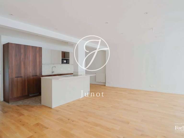 Appartement Paris 16e - 3 chambres - 104m²