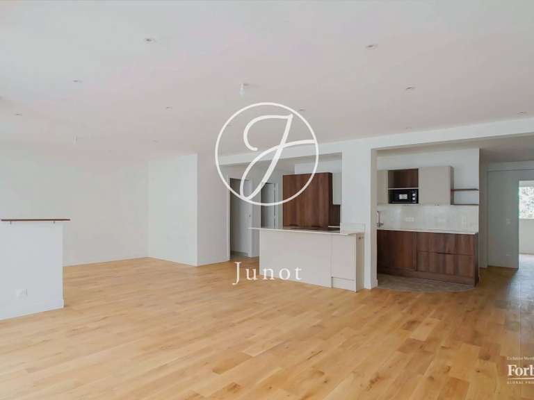 Appartement Paris 16e - 3 chambres - 104m²