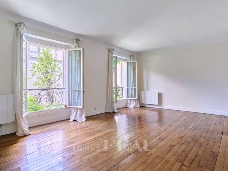 Appartement Paris 16e - 2 chambres - 81m²