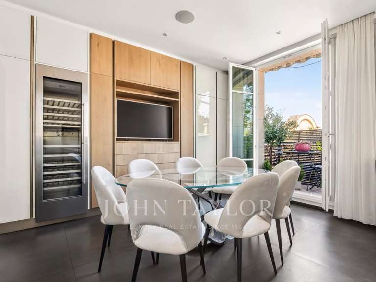 Appartement Paris 16e - 5 chambres - 357m²