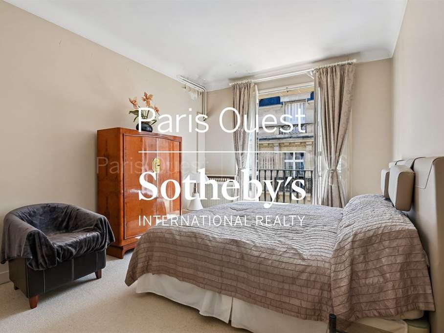 Apartment Paris 16e