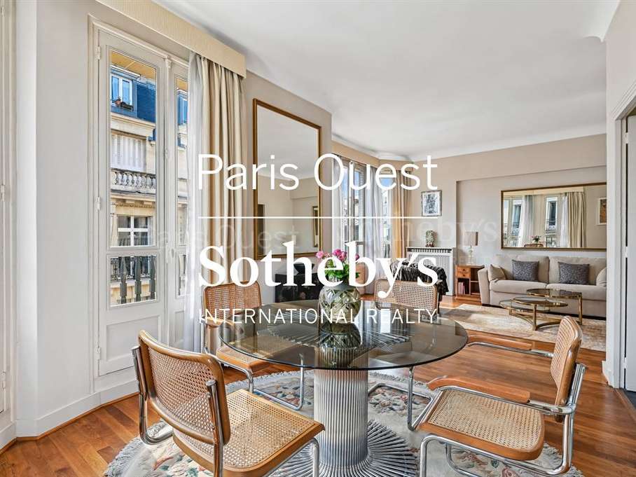 Apartment Paris 16e