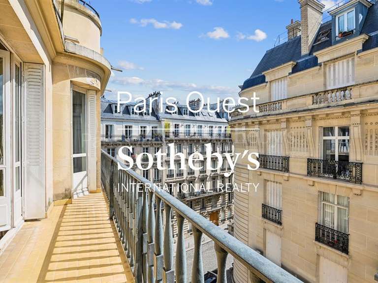 Appartement Paris 16e - 1 chambre - 66m²