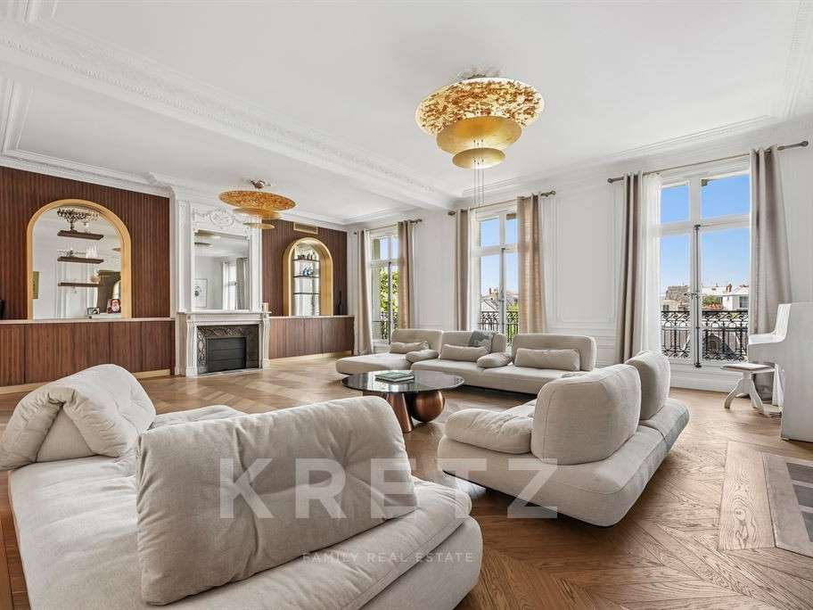 Apartment Paris 16e