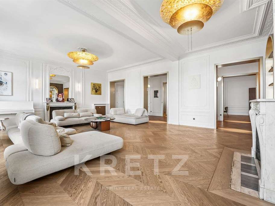 Apartment Paris 16e