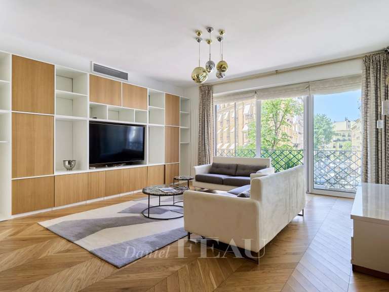 Appartement Paris 16e - 3 chambres - 152m²