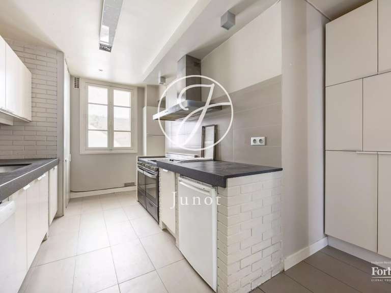 Appartement Paris 16e - 4 chambres - 157m²