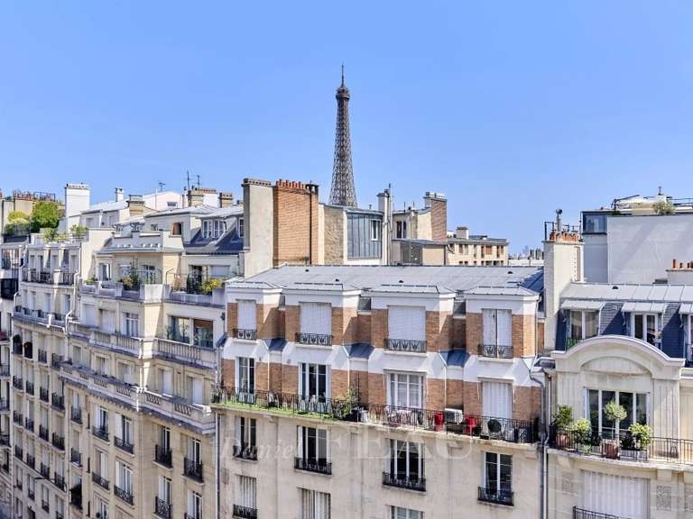 Appartement Paris 16e - 2 chambres - 94m²