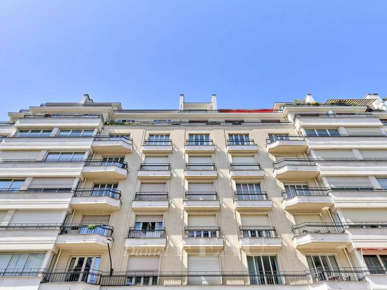 Appartement Paris 16e - 2 chambres - 94m²