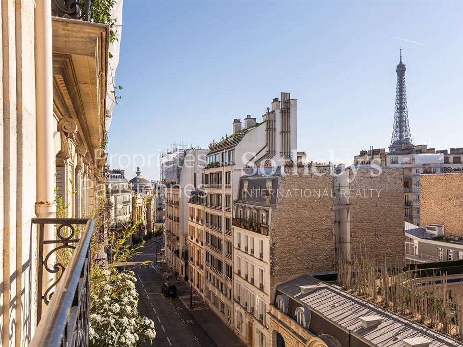 Apartment Paris 16e