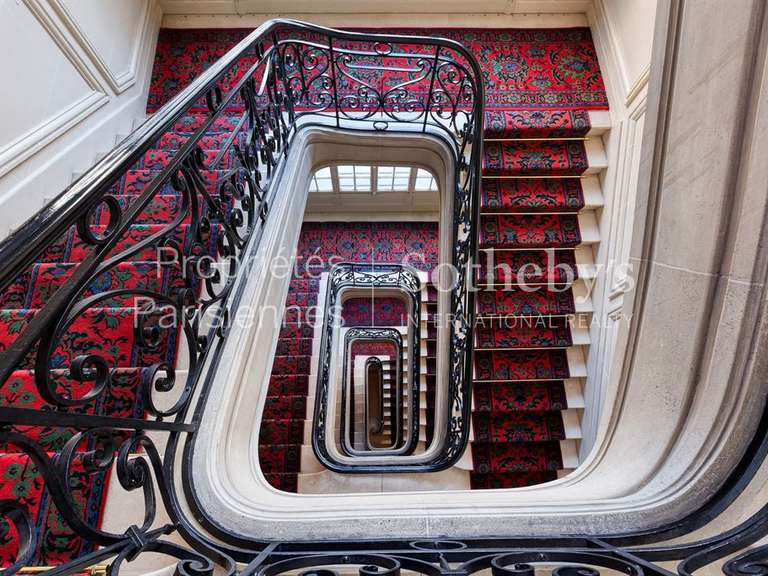 Appartement Paris 16e - 4 chambres - 273m²