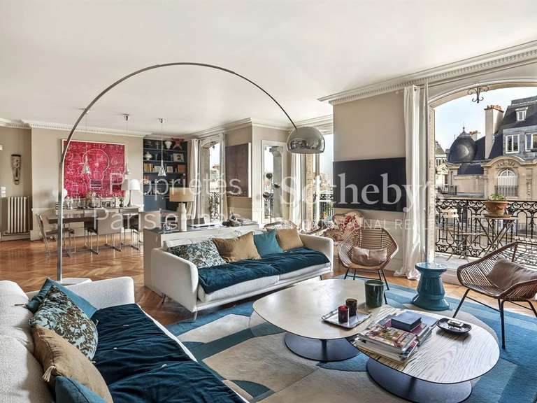 Appartement Paris 16e - 3 chambres - 166m²
