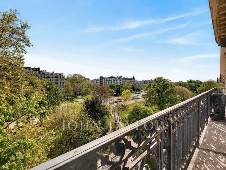 Apartment Paris 16e - 5 bedrooms - 355m²