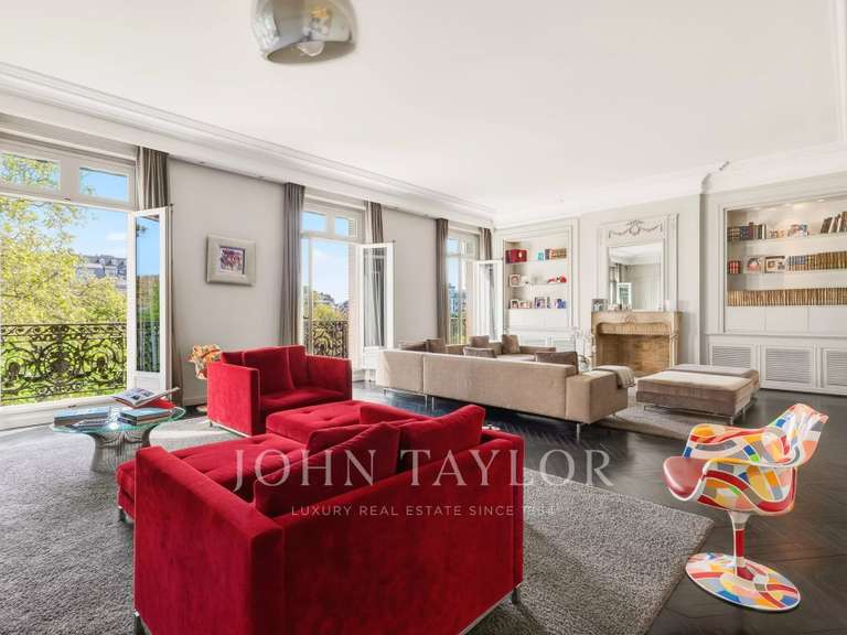 Appartement Paris 16e - 5 chambres - 355m²