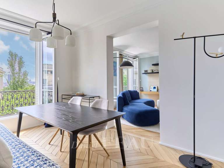 Appartement Paris 16e - 2 chambres - 74m²