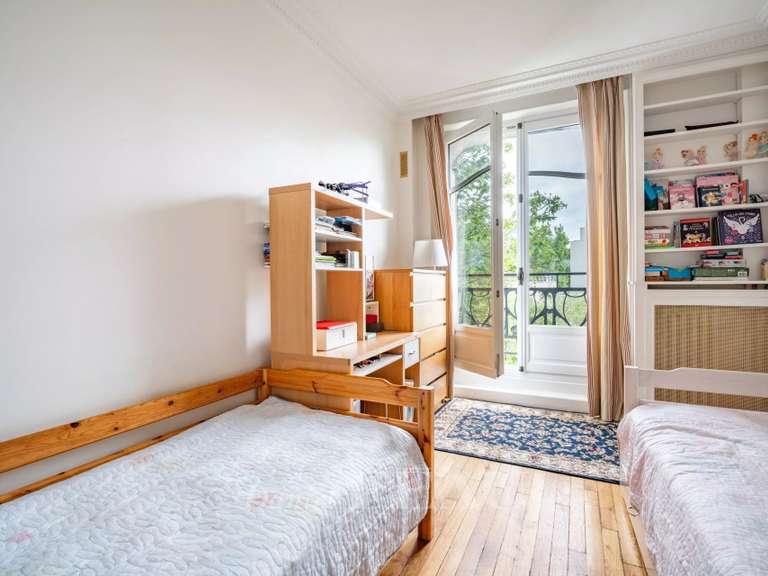 Appartement Paris 16e - 3 chambres - 108m²