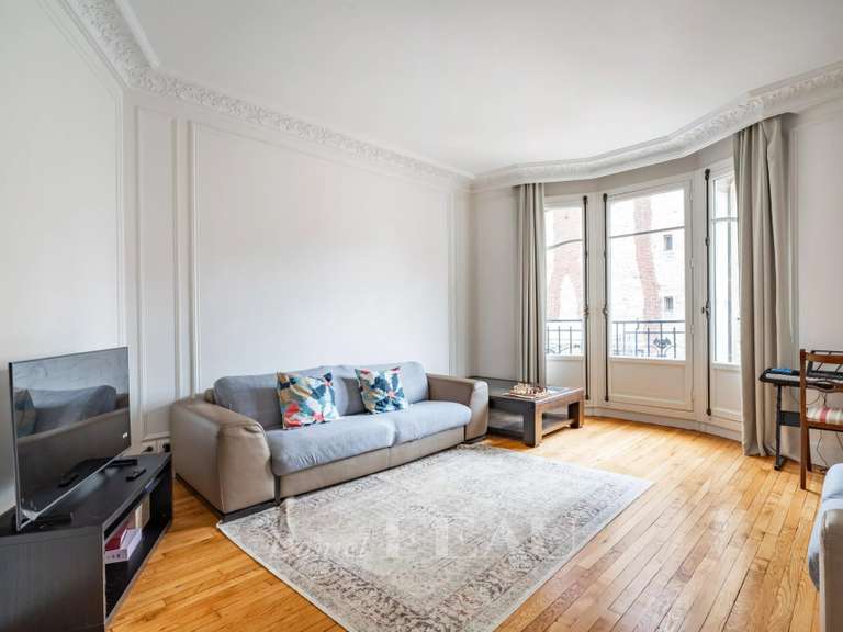 Appartement Paris 16e - 3 chambres - 108m²