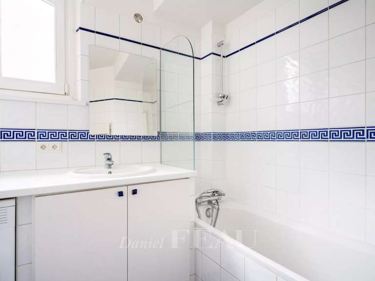 Appartement Paris 16e - 3 chambres - 108m²
