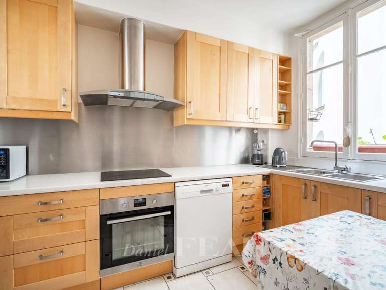 Appartement Paris 16e - 3 chambres - 108m²