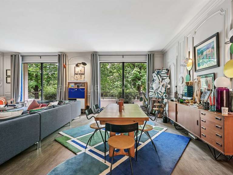 Appartement Paris 16e - 4 chambres - 215m²