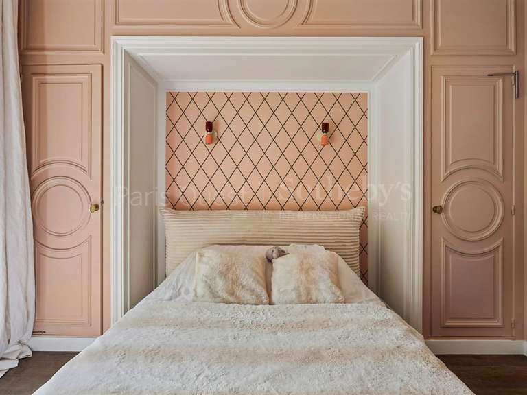 Appartement Paris 16e - 4 chambres - 215m²