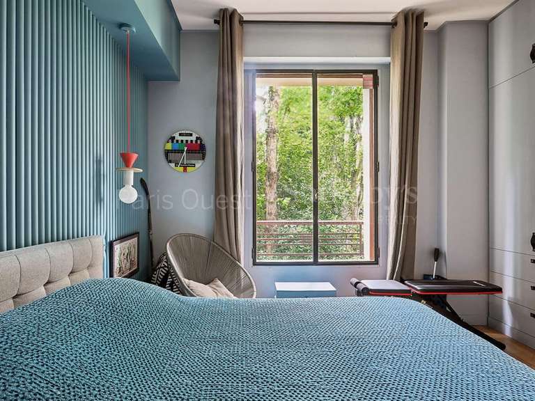Appartement Paris 16e - 4 chambres - 215m²