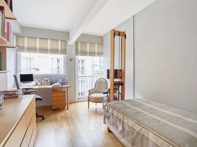 Appartement Paris 16e - 4 chambres - 191m²