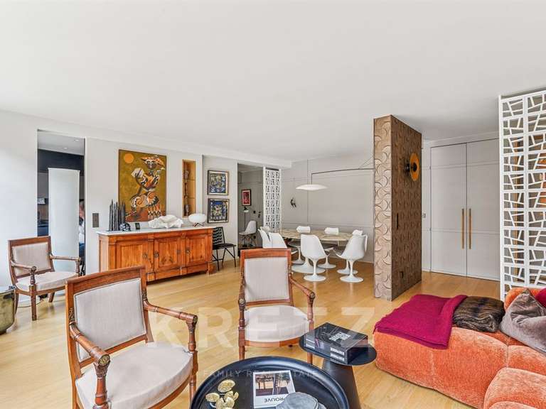 Appartement Paris 16e - 3 chambres - 117m²