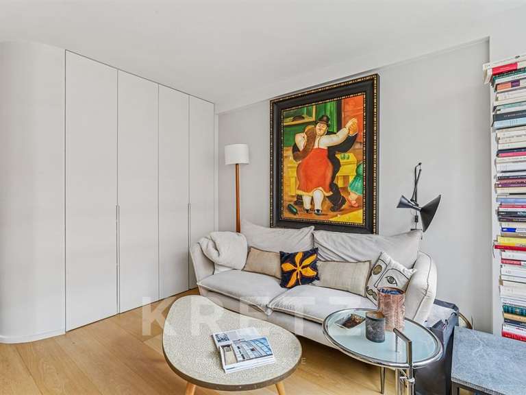 Appartement Paris 16e - 3 chambres - 117m²