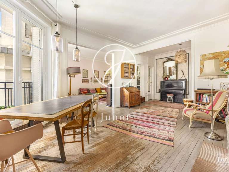 Appartement Paris 16e - 4 chambres - 150m²