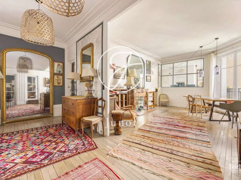 Appartement Paris 16e - 4 chambres - 150m²