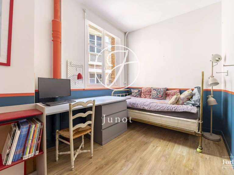 Appartement Paris 16e - 4 chambres - 150m²