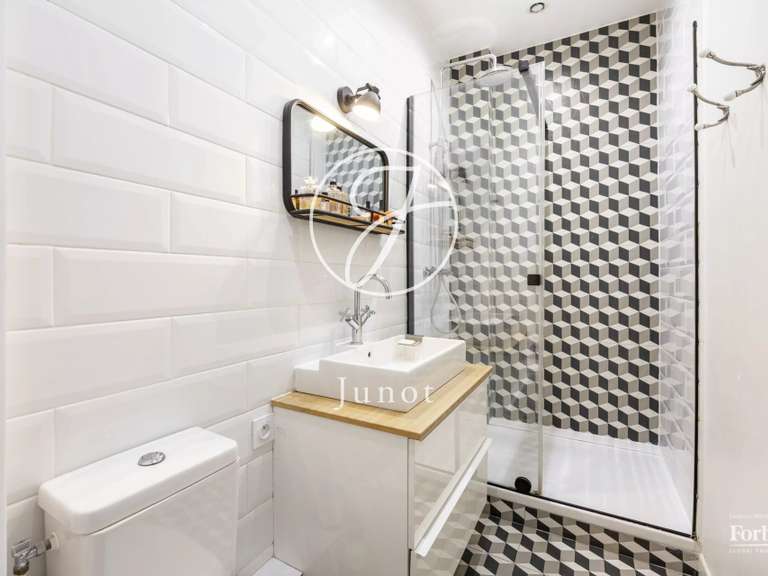 Appartement Paris 16e - 4 chambres - 150m²