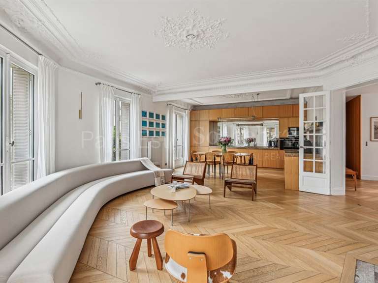 Appartement Paris 16e - 3 chambres - 130m²