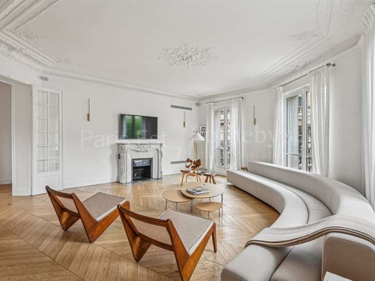 Appartement Paris 16e - 3 chambres - 130m²