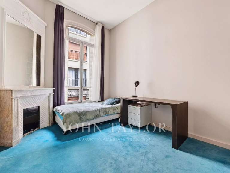 Appartement Paris 16e - 4 chambres - 256m²