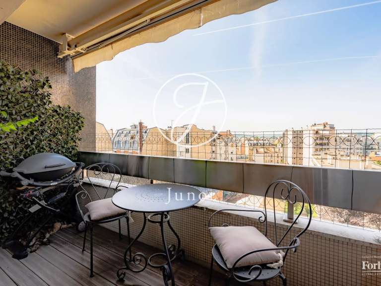 Appartement Paris 16e - 2 chambres - 85m²