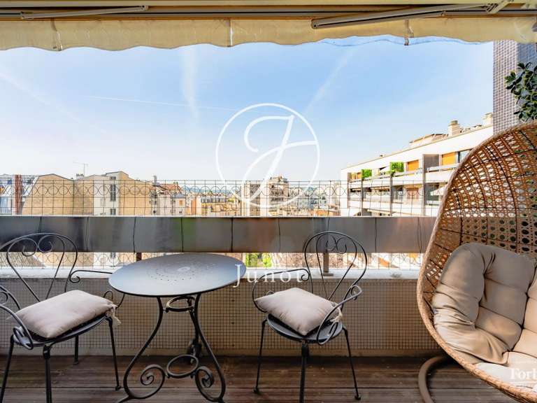 Appartement Paris 16e - 2 chambres - 85m²