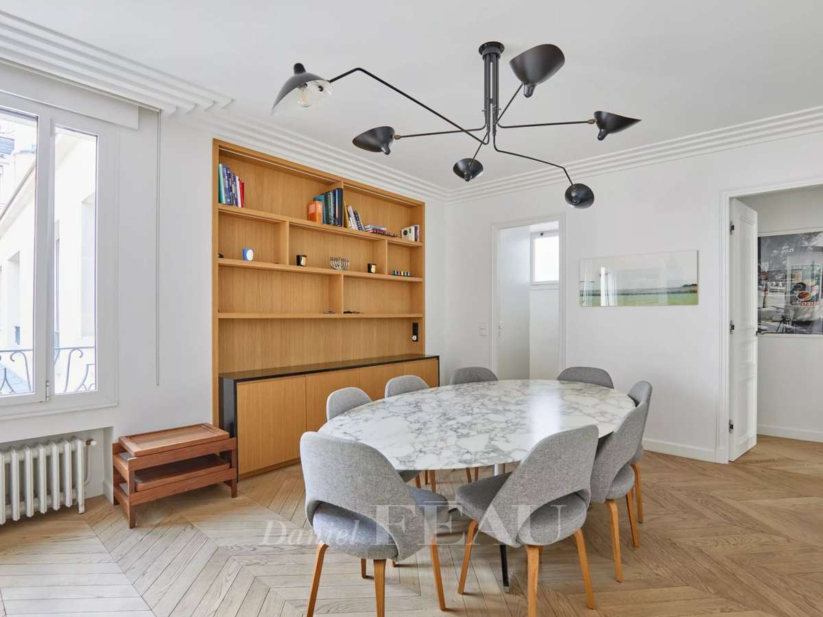 Apartment Paris 16e