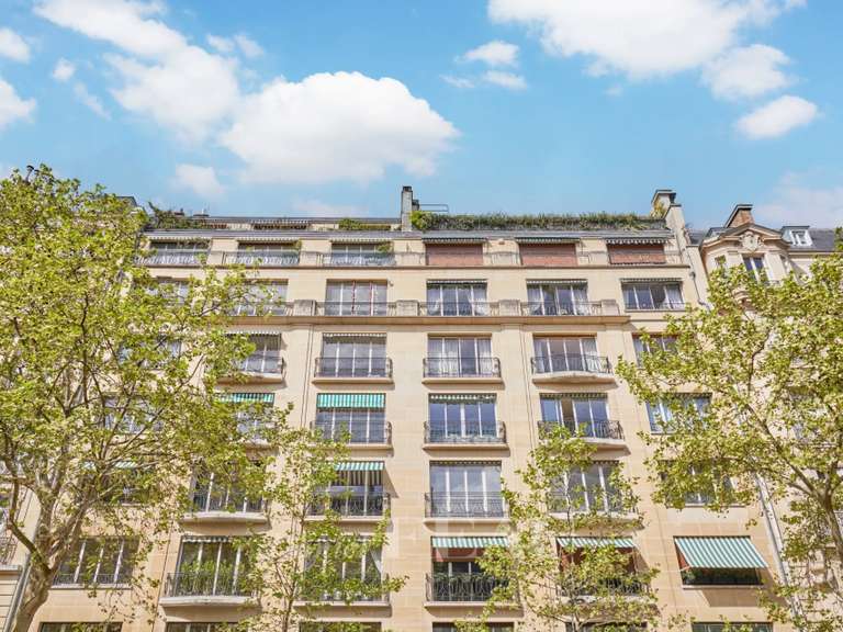 Appartement Paris 16e - 3 chambres - 127m²