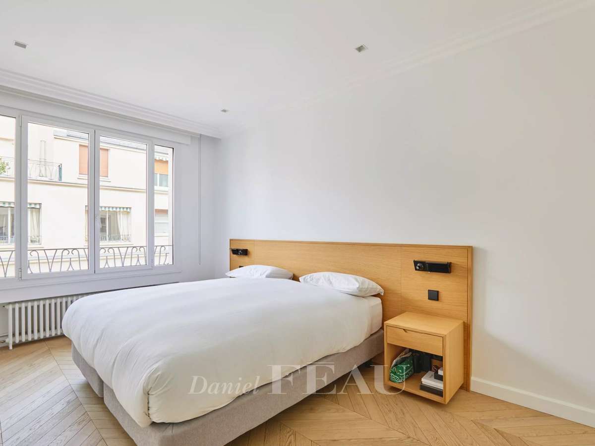 Apartment Paris 16e